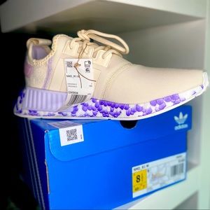 NWT Adidas NMD_R1 women’s 8.5 US